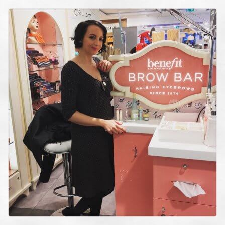 Die Benefit Brow Bar